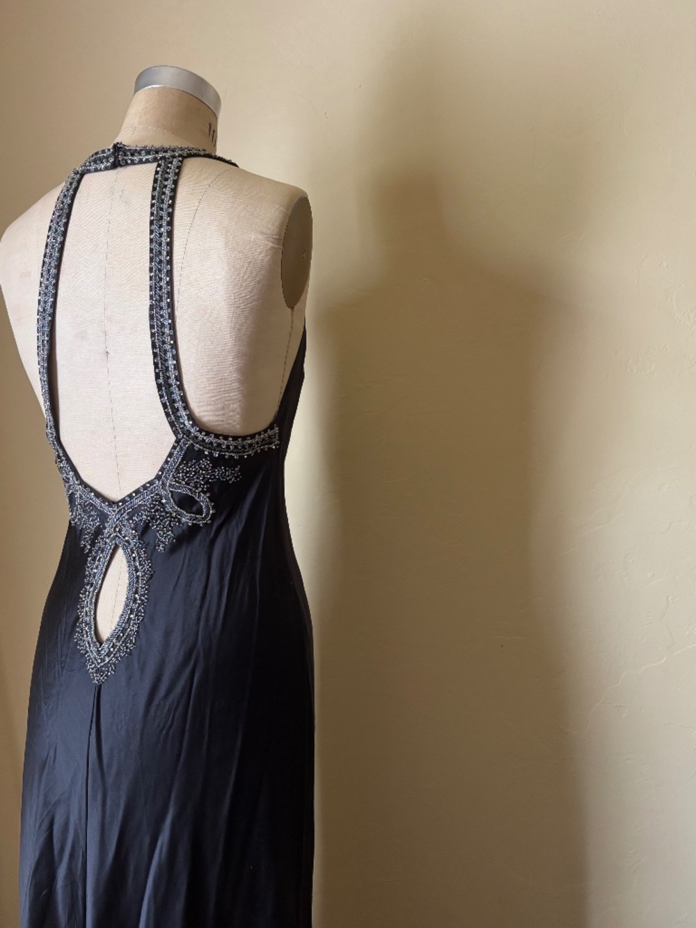 Vintage Y2K VICTORIA'S SECRET 100 SILK Low Back Halter SLIP DRESS Embroidered SM - Picture 1 of 11